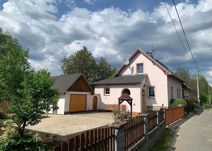 Nyaraló U Desne